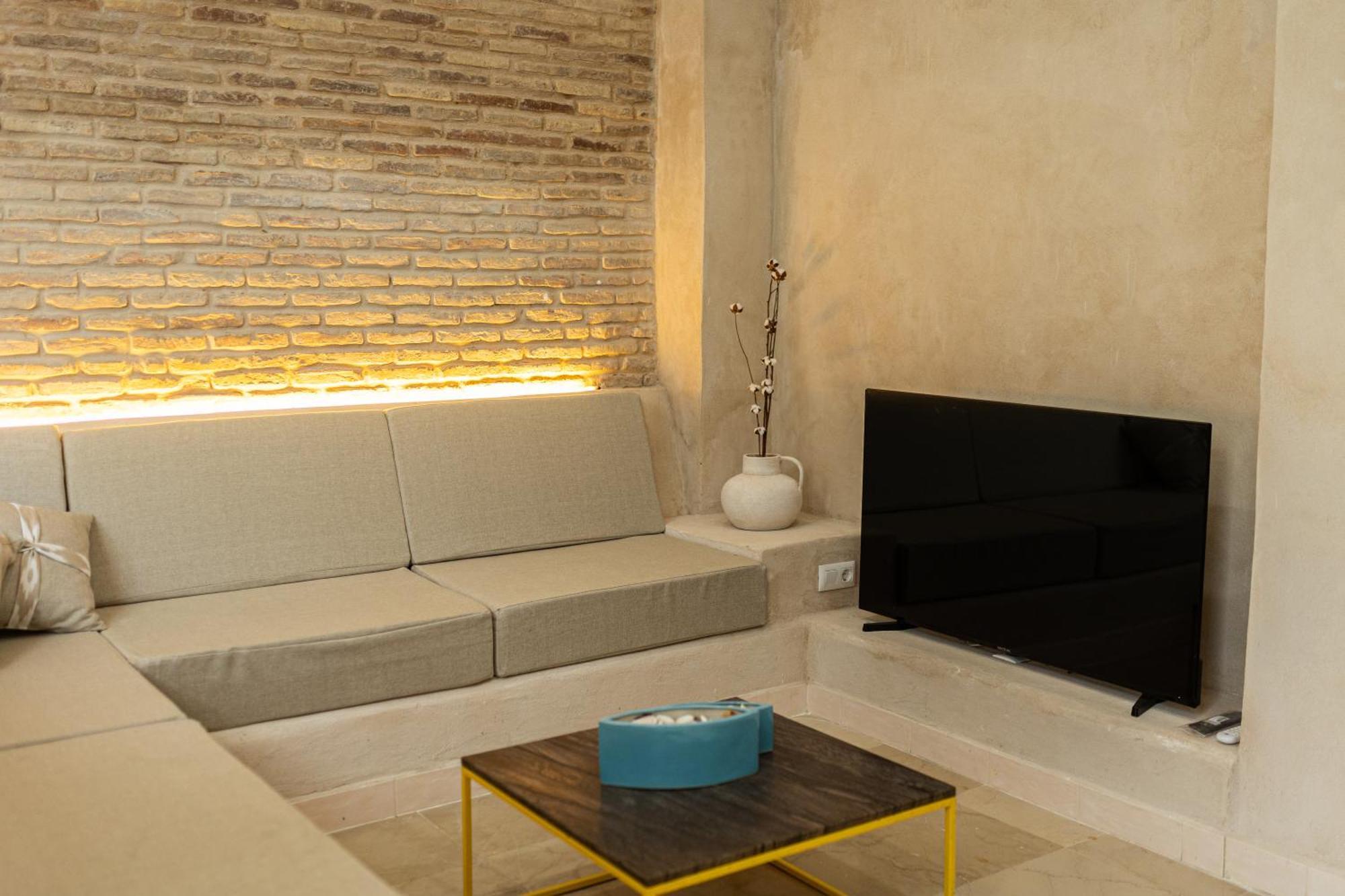 Lemon House Share And Enjoy Apartment Seville Exterior photo